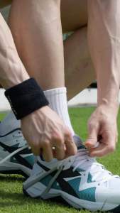 เสื้อโปโลกีฬา สีขาว | ทรงเข้ารูป ใส่แล้วดูลูกคุณ สปอร์ต เรียบหรู ใส่สบาย ระบายเหงื่อดี