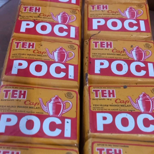 Teh Poci Isi 10 Per Pack Kemasan 40 Gr Per Pcs\\n\\n Apa itu Teh Poci?\\n\\nTeh Poci adalah teh herbal yang dikemas dalam bentuk kantong teh berukuran 40 gram per paket. Teh Poci isi 10 per pack ini adalah pilihan ideal bagi mereka yang mencari solusi sehat dan praktis untuk menambahkan rasa segar ke dalam hidup mereka. Teh Poci dapat dikonsumsi sebagai minuman sehari-hari atau digunakan sebagai bagian dari rencana diet Anda.\\n\\n Manfaat Teh Poci untuk Kesehatan\\n\\nTeh Poci memiliki banyak manfaat kesehatan yang telah terbukti. Beberapa manfaat utama dari Teh Poci meliputi:\\n\\n- Meningkatkan sistem kekebalan tubuh\\n- Membantu melawan radikal bebas\\n- Menurunkan risiko penyakit jantung\\n- Mengurangi stres dan meningkatkan mood\\n- Meningkatkan fungsi pencernaan\\n\\n Cara Menggunakan Teh Poci untuk Diet\\n\\nTeh Poci dapat menjadi alat yang efektif dalam program diet Anda. Untuk mendapatkan hasil optimal, ikuti langkah-langkah berikut:\\n\\n1. Minum Teh Poci setiap pagi untuk memulai hari dengan energi baru\\n2. Ganti minuman manis Anda dengan Teh Poci untuk mengurangi konsumsi gula\\n3. Minum Teh Poci sebelum makan untuk membantu mengontrol nafsu makan\\n4. Konsumsi Teh Poci secara teratur untuk mendapatkan manfaat kesehatan jangka panjang\\n\\n Bagaimana Memilih Teh Poci yang Tepat?\\n\\nAda beberapa hal yang perlu dipertimbangkan saat memilih Teh Poci yang tepat untuk Anda:\\n\\n- Pastikan Teh Poci yang Anda pilih memiliki kemasan 40 gram per paket\\n- Periksa label nutrisi untuk memastikan bahwa Teh Poci tersebut rendah kalori dan bebas dari bahan-bahan tambahan yang tidak perlu\\n- Pilih Teh Poci yang memiliki reputasi baik dan telah terbukti aman dan efektif\\n\\n Tips dalam Menyimpan Teh Poci\\n\\nUntuk menjaga kualitas dan rasa Teh Poci, ikuti tip berikut:\\n\\n- Simpan Teh Poci di tempat yang kering dan teduh\\n- Jauhkan Teh Poci dari paparan sinar matahari langsung\\n- Tutup rapat kemasan Teh Poci setelah digunakan\\n\\n Cara Mengkonsumsi Teh Poci untuk Hasil Optimal\\n\\nAgar mendapatkan hasil optimal dari Teh Poci, ikuti langkah-langkah berikut:\\n\\n1. Masukkan satu kantong Teh Poci ke dalam cangkir\\n2. Tuangkan air panas ke dalam cangkir\\n3. Biarkan Teh Poci merendam selama 3-5 menit\\n4. Angkat kantong Teh Poci dan nikmati!\\n\\n Keuntungan Menggunakan Teh Poci Isi 10 Per Pack\\n\\nAda beberapa keuntungan menggunakan Teh Poci isi 10 per pack:\\n\\n- Efisiensi biaya dengan Teh Poci isi 10 per pack\\n- Kenapa Teh Poci adalah pilihan terbaik untuk segar\\n\\n Efisiensi Biaya Dengan Teh Poci Isi 10 Per Pack\\n\\nDengan Teh Poci isi 10 per pack, Anda dapat menghemat uang sambil tetap menikmati manfaat kesehatan dari Teh Poci. Harga per paket lebih murah dibandingkan dengan membeli Teh Poci dalam jumlah yang lebih sedikit.\\n\\n Kenapa Teh Poci Adalah Pilihan Terbaik Untuk Segar\\n\\nTeh Poci adalah pilihan terbaik untuk segar karena:\\n\\n- Rasa segar dan khas\\n- Mengandung nutrisi penting bagi tubuh\\n- Mudah disiapkan dan dikonsumsi\\n- Cocok untuk semua usia dan kondisi kesehatan\n}