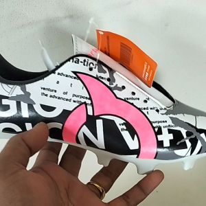 SEPATU BOLA ANAK LEGION V4