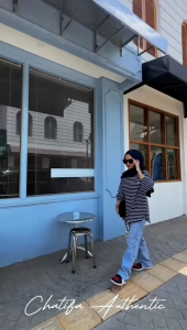 Top Nolla By Chatifa/Top Nolla Polos Dan Salur Stripe/Atasan Chatifa Terbaru/Atasan Combed24s/Atasan kaos combet premium/Atasan Polosan/Atasan Motif Salur Stripe/Atasan Oversize/T-shirt Oversize/Atasan Oversize Terbaru/Atasan Bahan adem/Atasan Ootd Elegan