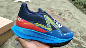 Sepatu Specs Coanda Effect Inspired Sneaker Running Pria dan Wanita