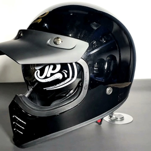 Helm cakil JP Signature warna hitam