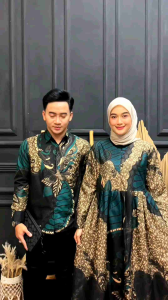 Gamis Batik Sarimbit Ayah Ibu Terbaru 2024 & Kemeja Batik Pria Wanita