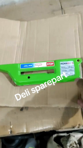 Rd65 DI 1S side apron tutup setelan gas mesin kubota Rd65 DI 1s original