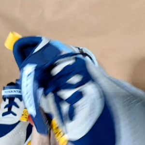 Sepatu sneakers anak anak cewe/cowo ukuran 26 - 35 04A