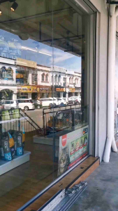 petoluxe cat food 8kg