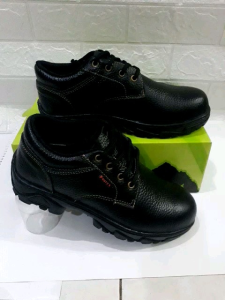 Sepatu Safety Tipe 005 Safety Gourz9