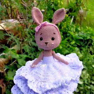 Boneka Rajut Wedding Bunny