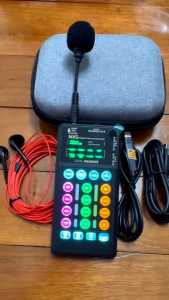 bộ sound card có micro đầy đủ dây để live tất cả các dòng điện khác nhau