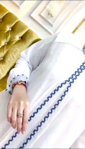 Arsila Set Hijab oleh Deyura