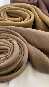 Bleauscarf - PLAIN SQUARE HIJAB SEGI EMPAT POLLY COTTON