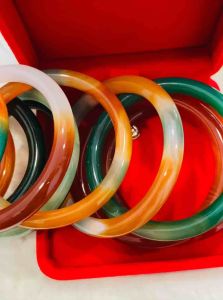 Vòng ngọc cao cấp