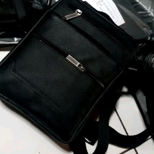 Tas Selempang Pria Kulit sapi Tahan api model sletinglima