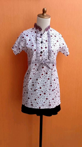 atasan wanita putih motif batik coklat M cewek lengan pendek blouse kerja kuliah