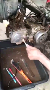 น้ำล้างคราบน้ำมันล้างห้องเครื่องล้างคราบควันดำคราบเอนกประสงค์1000ml