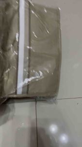 Totebag dan Pouch Kosmetik: Aksesori Kosmetik Praktis