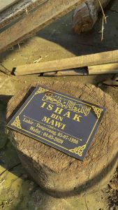 BATU NISAN KERAMIK GRANIT UKURAN 15X20 | BATU NISAN MAKAM KUBURAN