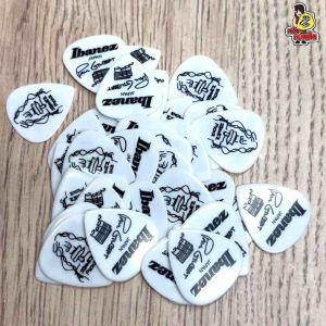 ปิ๊กกีตาร์ Paul Gilbert IBANEZ 1000PGWH | 3 ชิ้น | แท้ญี่ปุ่น | Short Teardrop | 1.0mm Celluloid