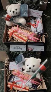Hadiah Gift Box / Hampers Boneka Mini Bear / Kado Ulang Tahun / Valentine dan Wisuda
