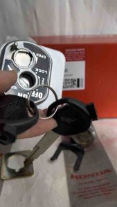 Kunci Kontak Plus Jok Scoopy: Panduan Lengkap