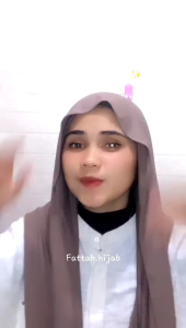 Pashmina Kaos Rayon Super Premium/ Hijab Pashmina Kaos Rayon Turkey / Pashmina Instan Kaos Rayon Premium (Bukan JERSEY ) Pashmina Turkey Shawl