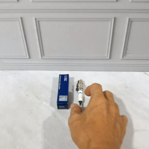 Busi Honda C90 C70 S90 S90z D6HS ORIGINAL YSP