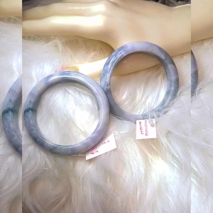 Natural jadeite ASLI jadeite 天然缅甸翡翠56.7mm 57mm