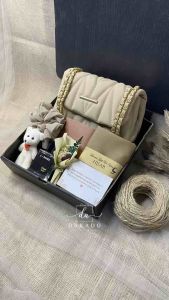 HAMPERS TAS WANITA KADO ULTAH WISUDA HARI IBU ANNIVERSARY / GIFT BOX TAS SELEMPANG WANITA SLING BAG WANITA KADO PACAR VALENTINE