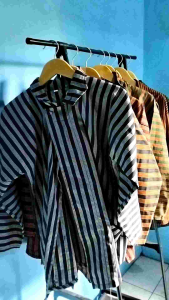 Baju Surjan Dewasa Laki-laki Motif Lurik Khas Tradisional Jawa