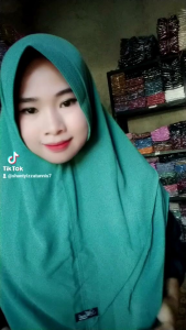 Hijab/ jilbab bergo 2 layer ceruty babydoll