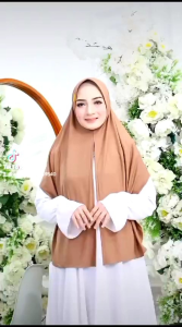 Pakaian Olahraga Phasmina: Desain Jersey Sportif & Bahan Berkualitas