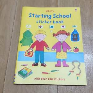 🌟มาใหม่🌟 Starting school first sticker book สมุดภาพสติ๊กเกอร์ (เนื้อหาเป็นภาษาอังกฤษ) sticker book หนังสือนิทานภาษาอังกฤษ