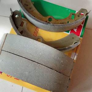 Brake Shoe Kampas Rem Belakang Carry Futura Set (R/L) S4-53200-FUT-1700 ASPIRA ORI