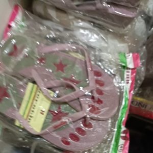 Sandal Model Jepit Duri Lembut untuk Wanita Tua & Muda