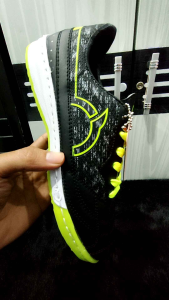 FREE DEKER FULL SOL SEPATU FUTSAL ORTUS BLACK MATTE MAXIMUS TERLARIS //