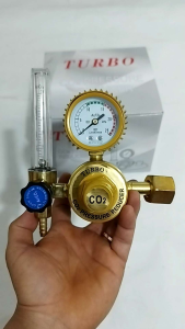 Đồng hồ khí Co2 đồng hồ hàn mig van giảm áp hàn mig TURBO hàng loại tốt chống va đập 36V cắm máy.
