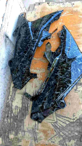 Sambungan Body Bawah Jok Vario 160 Karbon