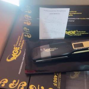 MGE LIFESTYLE ORIGINAL 480F/ 250C HAIR STRAIGHTENER FOR SALON AND PERSONAL USED TEMP 250Celcius/480F
