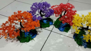 Bonsai Sintetis 20cm Warna: Dekorasi Ruangan yang Menawan