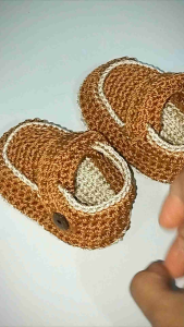 sepatu rajut bayi laki laki / sepatu rajut