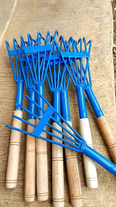 Garukan Sampah Daun: Alat Membersihkan Daun yang Tepat