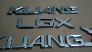 Emblem Logo Mobil KIJANG Kapsul LGX Chrome & Perekat Kuat Aksesori