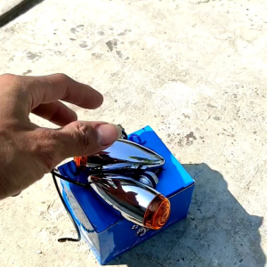 LAMPU SEN SEIN RETING MOTOR MODEL LANCIP ROKET MINI SIMPLE BESI CROM KROM IMPORT BORN FREE IMPOR BORNFREE CUSTUM JAPSTYLE JAPS HONDA CB GL 100 CB 125 CB 100 GL MAX PRO NEOTECH LAMPU SIGNAL RETING RETENG BESI POLOS MOTIF SEPASANG 2 PCS KANAN KIRI