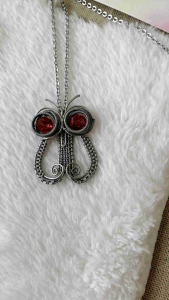 Necklace Jewelry ~ Handcraft Pendant Necklace - Beading Wrapped by Wire 手工制水晶珠吊坠项链