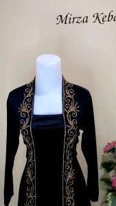 Kebaya Beludru Kutu Baru Panjang Bordir Cantik