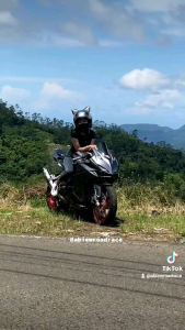 Telinga Helm Motovlog Universal