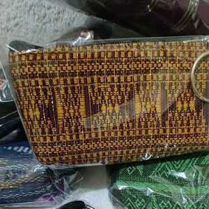 dompet mini bahan ulos batak