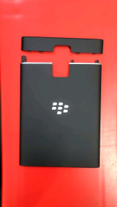 Nắp lưng + gáy blackberry Passport đen zin new