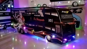 miniatur bis bus sudirotunggl jaya