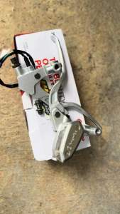 MASTER REM KANAN KIRI OVAL DAN CABLE ONLY WARNA SILVER IMPORT HANDEL KOPLING